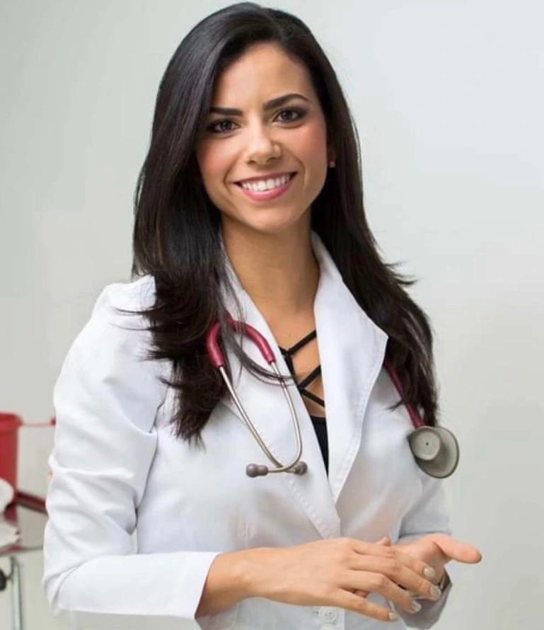 Dra. Olga González, Founder & Medical Director — HealthBridge Medical Tourism